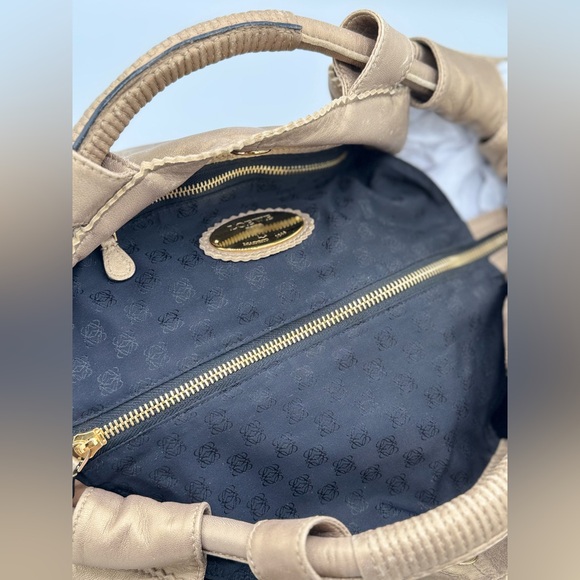 Loewe Napa Aire Cream Anagram Leather Handbag - Picture 16 of 16